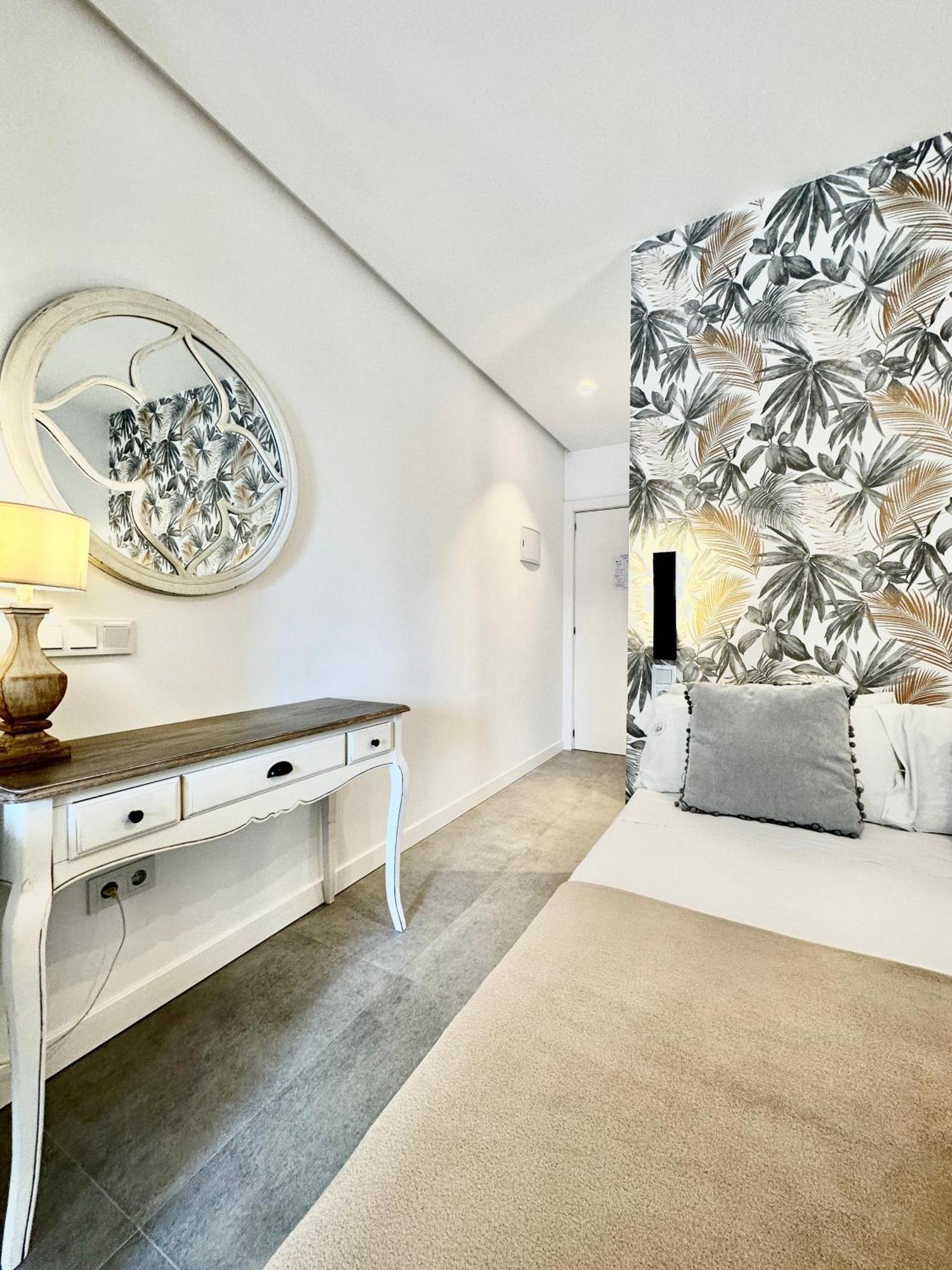Loft 18 Beachfront Marbella Center Extérieur photo